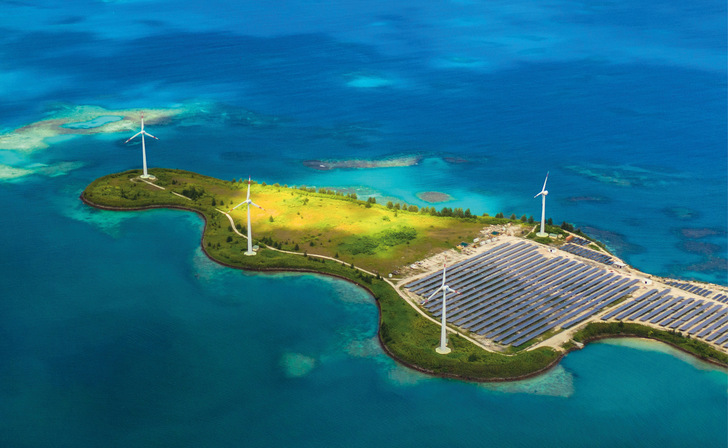 Wind und Solar auf einer künstlich angelegten Seychellen-Insel im indischen Ozean. - © Foto: 22Imagesstudio - stock.adobe.com
 Wind und Solar auf einer künstlich angelegten Seychellen-Insel im indischen Ozean.