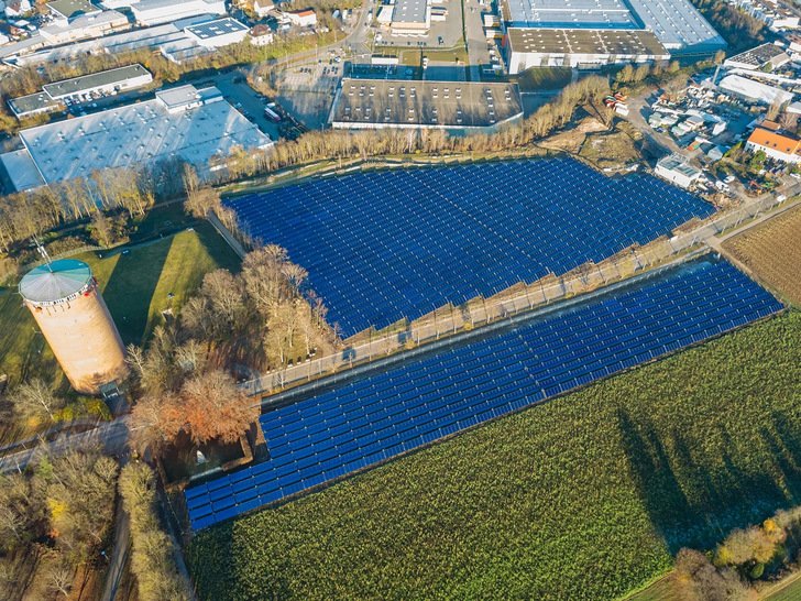 Noch zu selten von Unternehmen genutzt: Solarthermie. - © GREENoneTEC Solarindustrie GmbH
