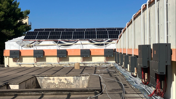 Aufgrund der Verwendung von bifazialen Modulen müssen die Wechselrichter hohe Eingangsströme vertragen. - © Kostal Solar Electric