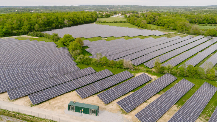 Die neuen Solarparks sollen Teil eines ganzen Portfolios an Anlagen werden, das sich EDF derzeit aufbaut. - © EDF Renewables Deutschland