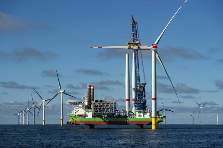 Bau des RWE-Nordsee-Windparks Kaskasi bis 2023 - © RWE / Fotograf: Matthias Ibeler