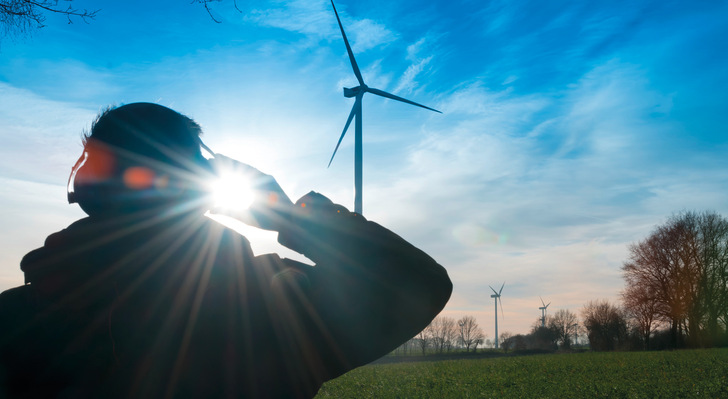 Betriebsführer müssen sich jetzt fragen, ob sie Betreiber einer Kritischen Infrastruktur sind. - © Foto: Fokussiert - stock.adobe.com Betriebsführer müssen sich jetzt fragen, ob sie Betreiber einer Kritischen Infrastruktur sind.