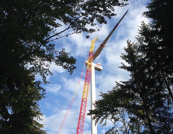 Ostwind im Wald | Was geht noch im bayerischen Wald? Der größte Windpark wird jetzt gebaut. Es könnte der letzte in dieser Größe sein, fürchten die Bauherren. - © Ostwind