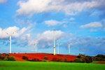 Windräder | Countries with a lot less renewable power have even more energy poverty than Germany. Wind turbines in Thüringen. - © Urgixgax - pixelio.de