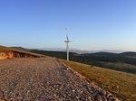 ERE08-PdM-Senj | Steife Brise auf über 600 Meter Höhe. Der Gebirgszug nahe der kroatischen Stadt Senj ist die turbulente Heimat von 14 Vestas-Turbinen. - © Foto: Wallenborn Gruppe