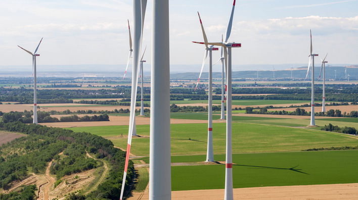 © RWE Welcher Standort ist am besten geeignet für meinen Windpark? Mit KI lässt sich die Qualität der Flächen schnell bestimmen.