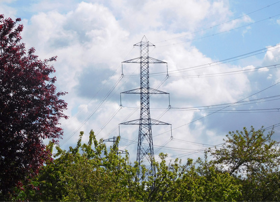 © Foto: Velka Botička Die Netze brauchen Unterstützung durch flexible Speicher. Über Ausschreibungen können die Netzbetreiber diese Flexibilität auch ohne eigene Investition bekommen.
