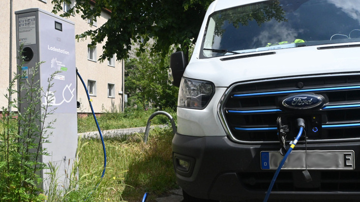 © Velka Botička Um das Elektroauto an möglichst vielen Orten laden zu können, muss die Infrastruktur angepasst werden.