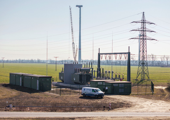 © Foto: VSB Gruppe Umspannwerke und Trafos gehören zu den knappen Gütern im temporeichen Ausbau von Windparks.
