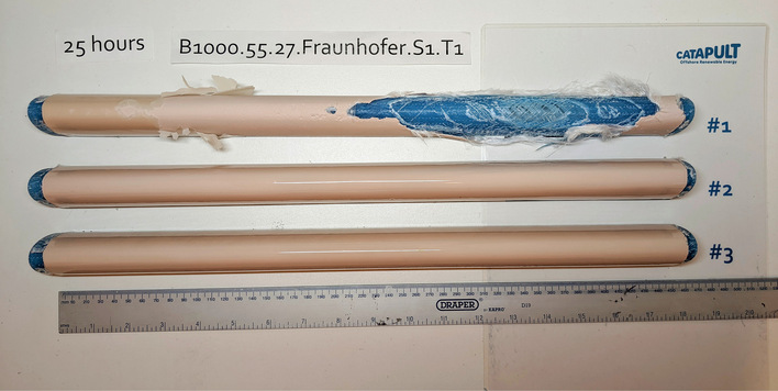 © Foto: Fraunhofer IFAM Abbildung 1:  Materialversagen auf Probe 1 und keinerlei Beschädigungen nach 25 Stunden Testdauer auf den Proben 2 und 3.